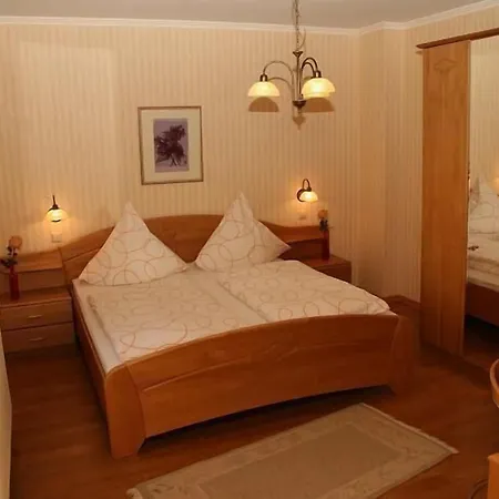 Haus Waldesruh Hollnich